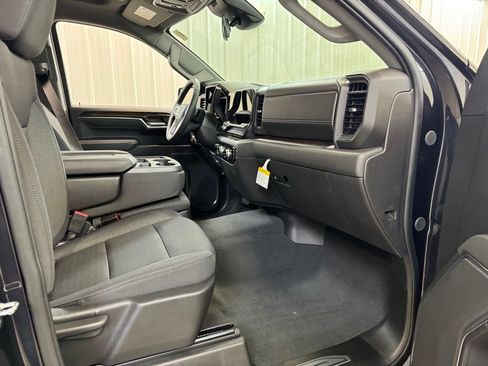 New 2026 GMC Sierra 1500 SLE image 26