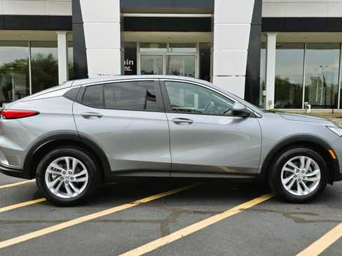 New 2026 Buick Envista Preferred image 8