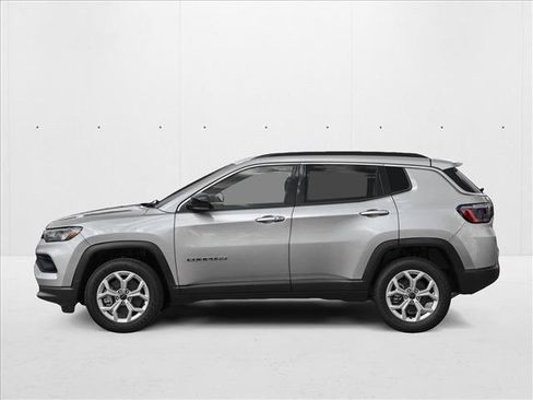 New 2026 Jeep Compass Latitude AWD/4WD image 3