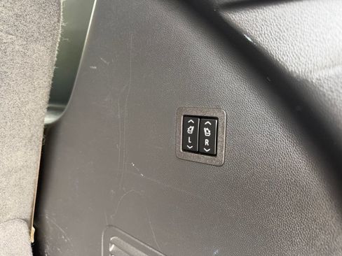 Used 2020 Buick Enclave Premium w/ Surround and Sites Package FWD image 16