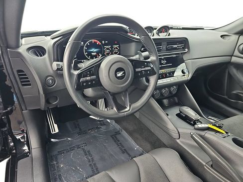 Used 2025 Nissan Z Performance w/ Floor Mat Package RWD image 15