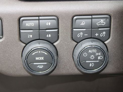 New 2026 Chevrolet Silverado 1500 LTZ w/ Z71 Off-Road Package image 35