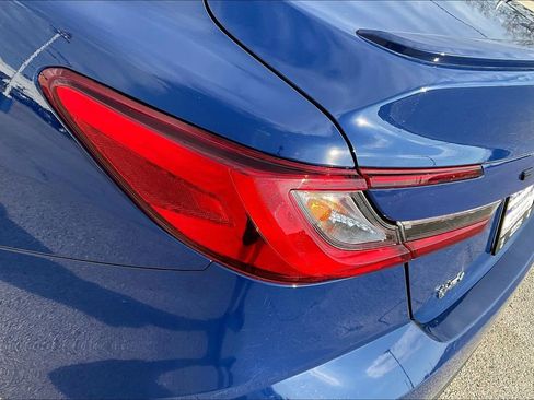 Used 2025 Toyota Camry SE image 32