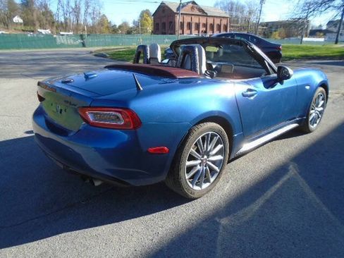 Used 2019 FIAT 124 Spider Lusso RWD image 6