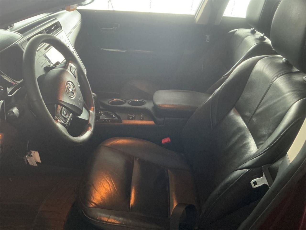 Used 2014 Toyota Avalon XLE Touring FWD image 10