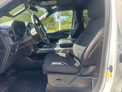 New 2025 Ford F150 XLT w/ Equipment Group 301A Standard image 19