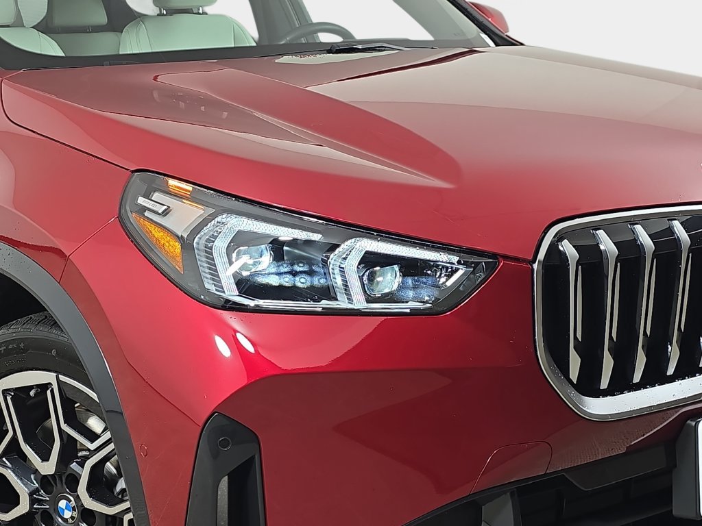 Certified 2026 BMW X1 xDrive28i w/ Technology Package AWD/4WD image 32