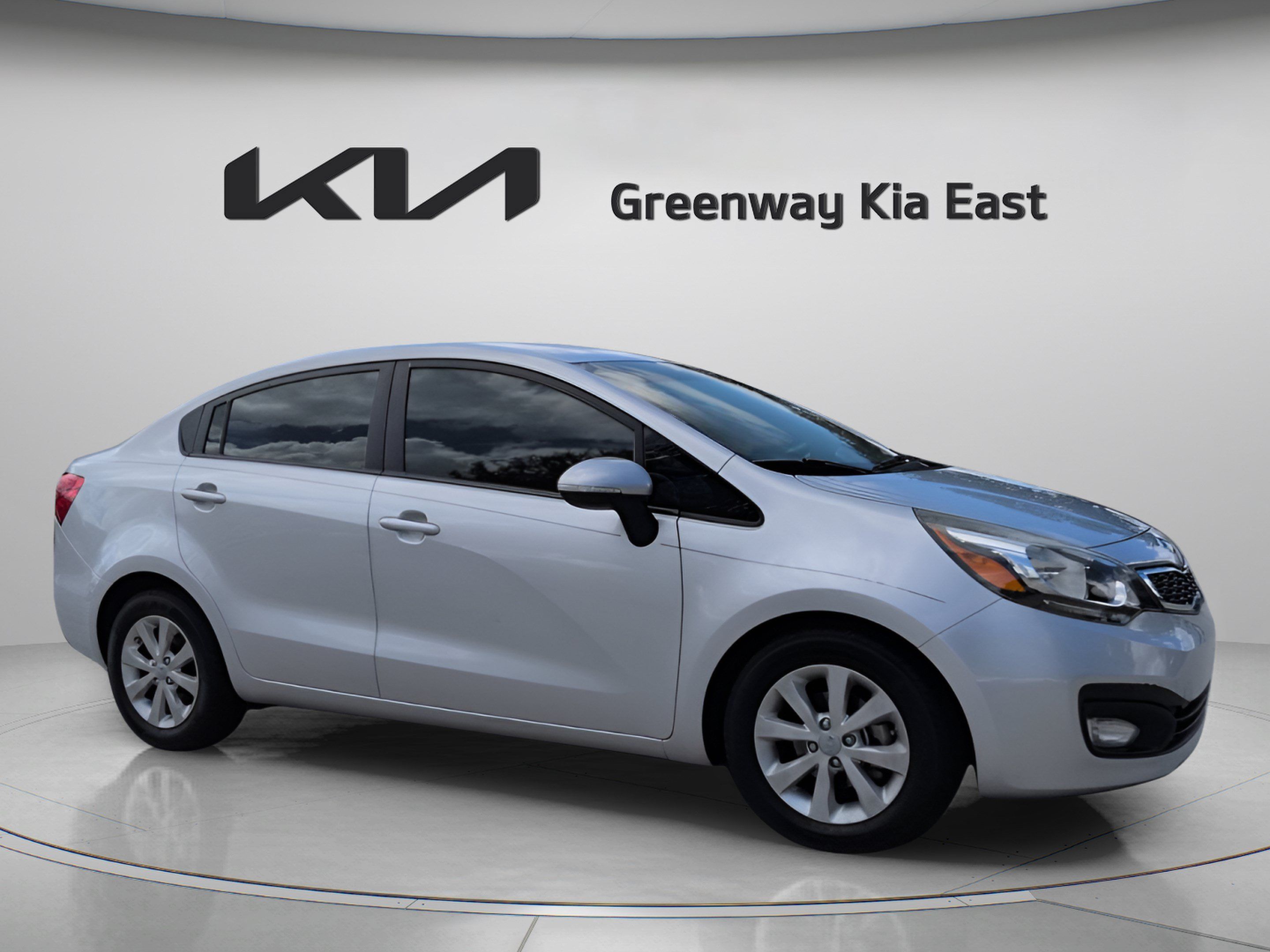 Used 2014 Kia Rio EX w/ Convenience Package FWD image 3