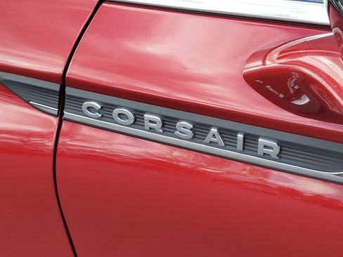 New 2025 Lincoln Corsair FWD image 7