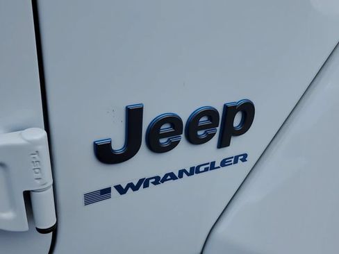 Certified 2024 Jeep Wrangler High Altitude AWD/4WD image 10