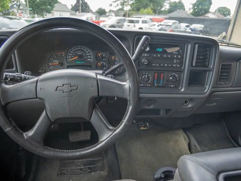 Used 2003 Chevrolet Silverado 2500 LS RWD image 19