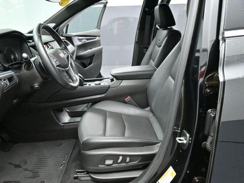 Certified 2024 Cadillac XT5 Premium Luxury w/ LPO, Floor Liner Package AWD/4WD image 14