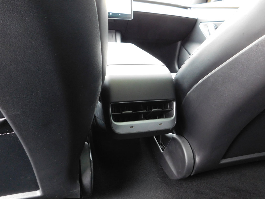 Used 2021 Tesla Model 3 Standard Range Plus RWD image 15