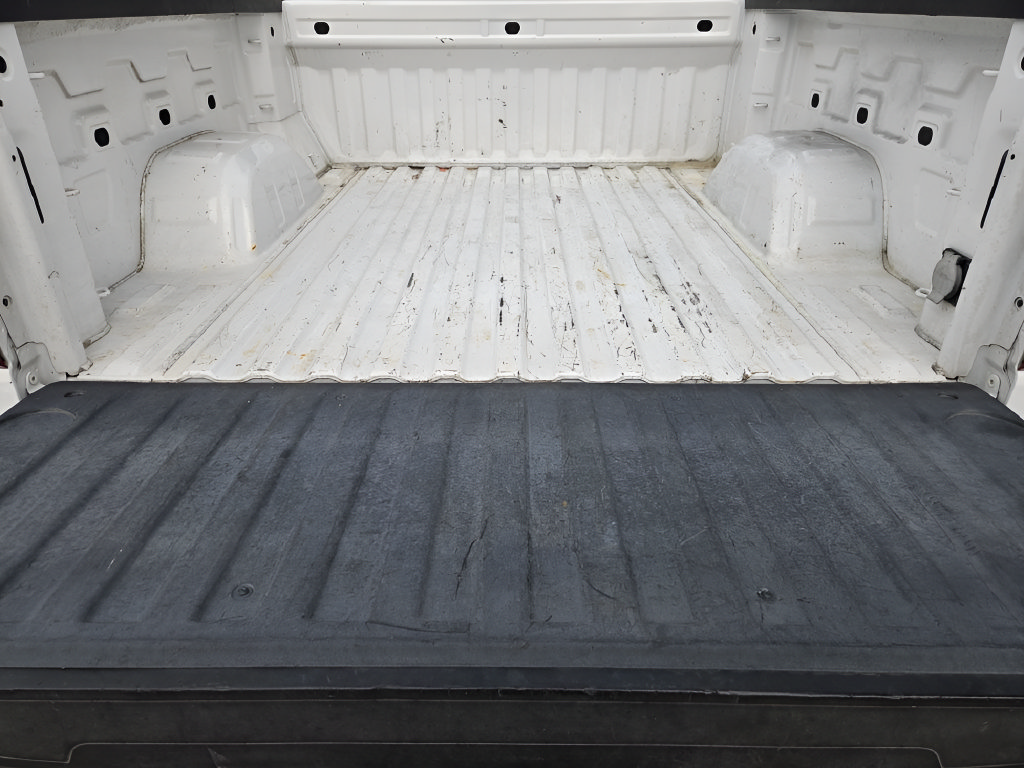Used 2020 Chevrolet Silverado 1500 LT w/ Texas Edition RWD image 29
