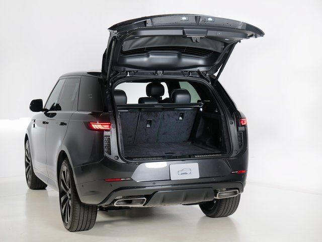 New 2026 Land Rover Range Rover Sport Dynamic SE AWD/4WD image 33