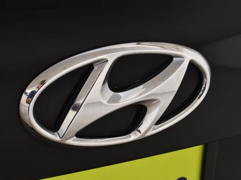 Used 2017 Hyundai Sonata Sport w/ Value Edition Package 02 FWD image 21