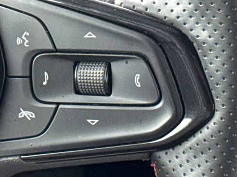 Used 2025 Chevrolet Trax RS w/ Driver Confidence Package FWD image 20