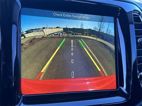 Used 2018 Jeep Compass Limited w/ Navigation Group image 14