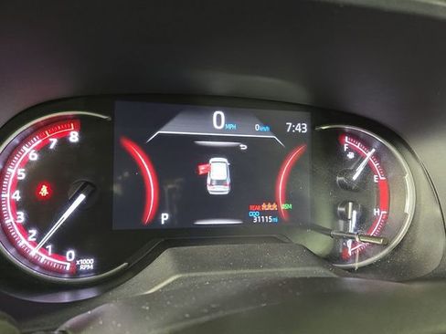 Used 2025 Toyota RAV4 XLE image 16