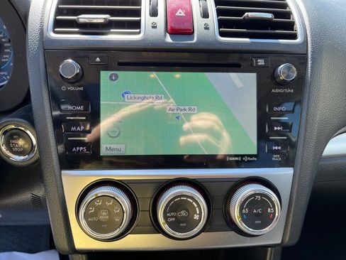 Used 2015 Subaru Crosstrek 2.0i Limited image 23