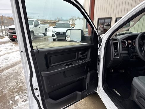Used 2018 RAM 1500 Tradesman w/ Popular Equipment Group image 18