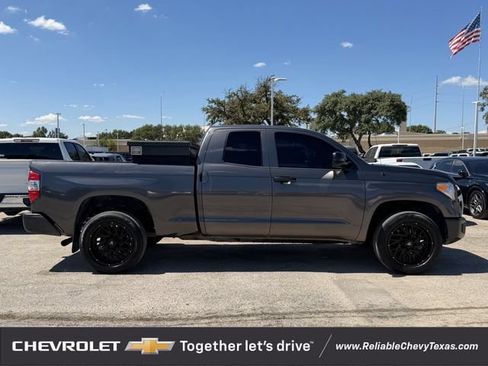 Used 2015 Toyota Tundra SR w/ Tow Package RWD image 3