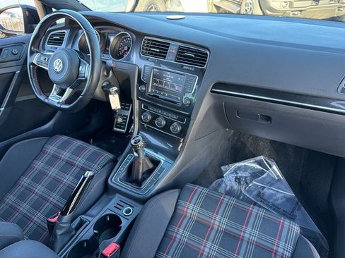 Used 2017 Volkswagen GTI S image 20