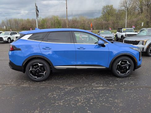 New 2026 Kia Sportage EX FWD image 2