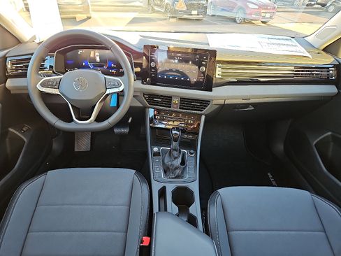 New 2026 Volkswagen Jetta SE image 8