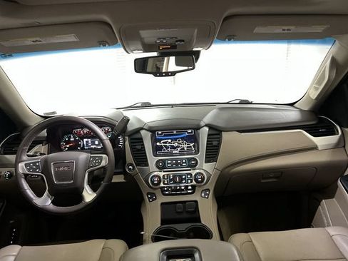 Certified 2017 GMC Yukon SLT w/ Premium Edition AWD/4WD image 21
