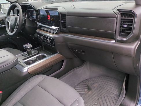 Certified 2024 Chevrolet Silverado 1500 RST image 29