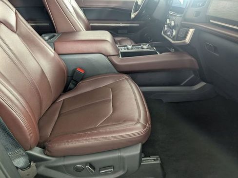 Used 2024 Ford Expedition Max Limited image 36