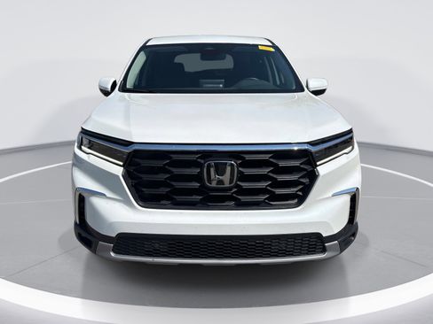 Used 2025 Honda Pilot EX-L image 2