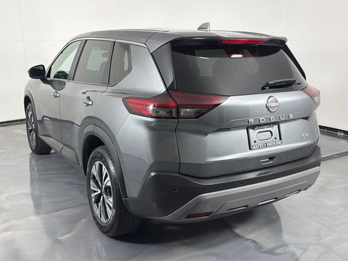 Used 2023 Nissan Rogue SV FWD image 7