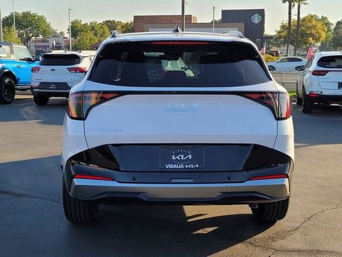 New 2026 Kia Sportage SX image 6