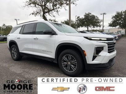Certified 2025 Chevrolet Traverse LT