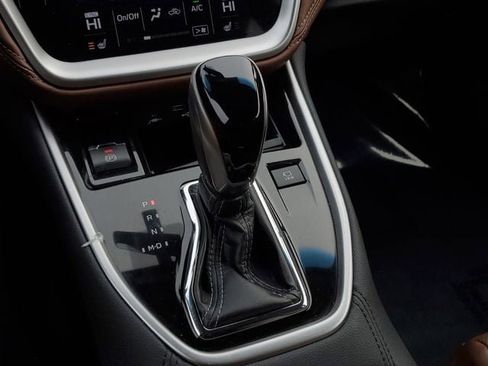 Used 2021 Subaru Outback Touring XT image 35