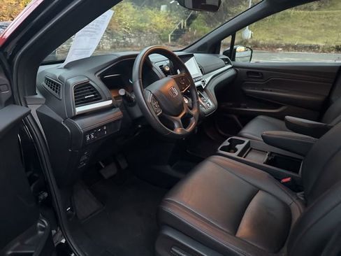 Used 2024 Honda Odyssey Sport image 14