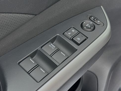 Used 2015 Honda CR-V EX-L image 17