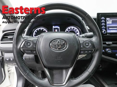 Used 2024 Toyota Camry SE FWD image 10