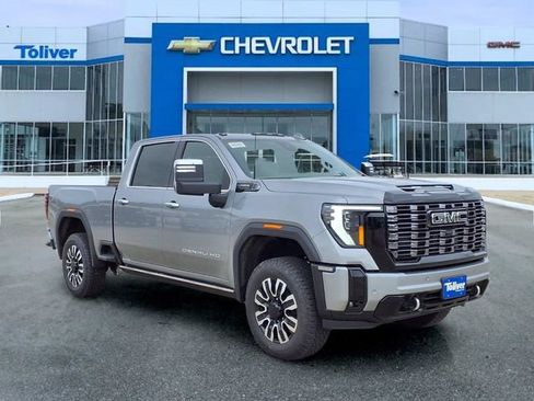 New 2026 GMC Sierra 2500 Denali Ultimate w/ Max Trailering Package AWD/4WD image 2