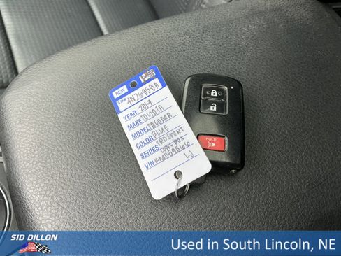 Used 2019 Toyota Tacoma TRD Sport image 8