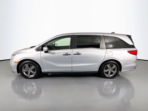 Certified 2024 Honda Odyssey EX image 8