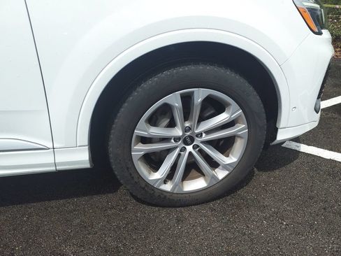 Used 2025 Audi Q7 3.0T Premium Plus AWD/4WD image 9