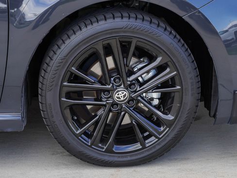 Certified 2025 Toyota Camry SE AWD/4WD image 10