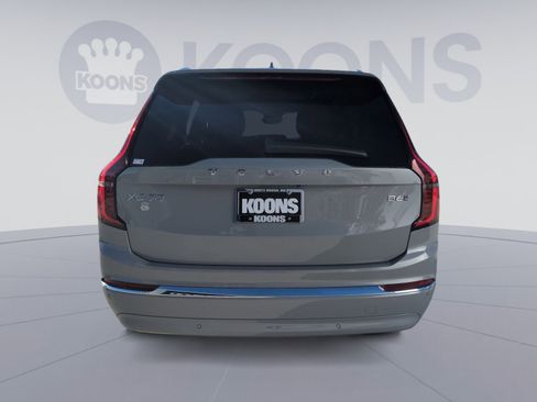 New 2026 Volvo XC90 B6 Plus image 5