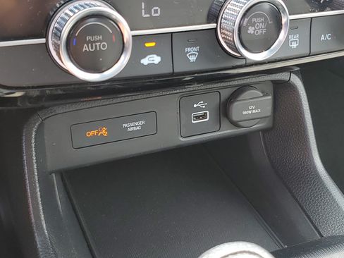 Used 2023 Honda Civic LX image 29