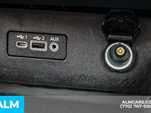 Used 2025 Nissan Altima 2.5 SV FWD image 39