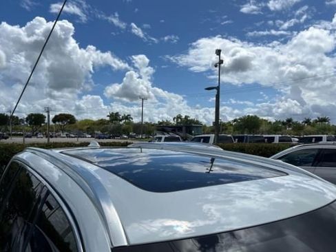 Used 2023 Volvo XC90 B6 Plus w/ Protection Package Premier AWD/4WD image 4