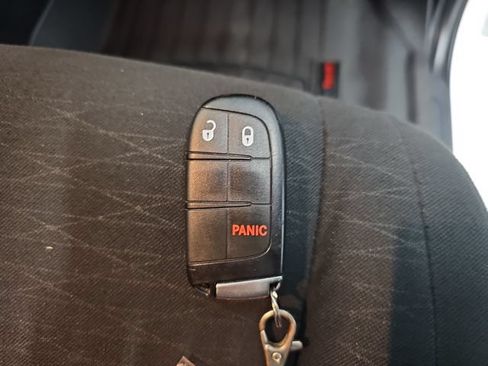 Used 2020 Dodge Durango SXT AWD/4WD image 26